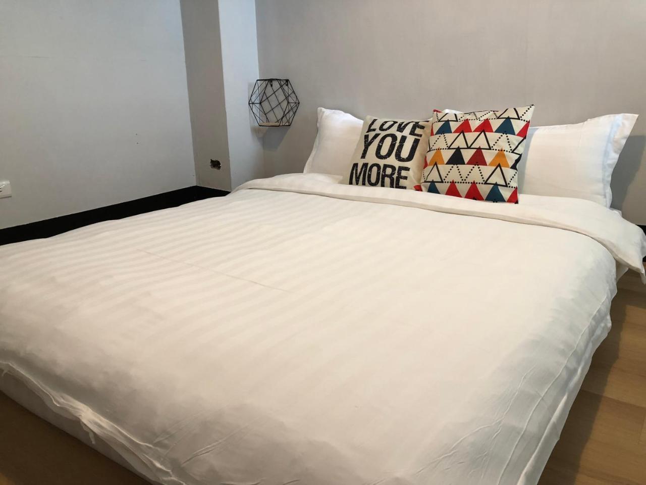 湘品旅館xiang Pin Hotel-有人旅宿東大門夜市湘品館-無電梯無電視 訂房後請注意訊息加line聯繫我 Hualien Dış mekan fotoğraf